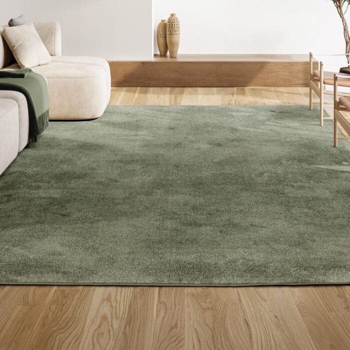 Haze Solid Low-Pile Green 8 ft. x 10 ft. Area Rug